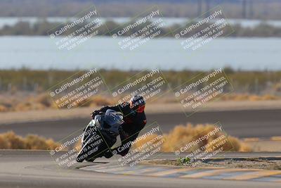 media/Dec-18-2022-SoCal Trackdays (Sun) [[8099a50955]]/Turn 14 (940am)/